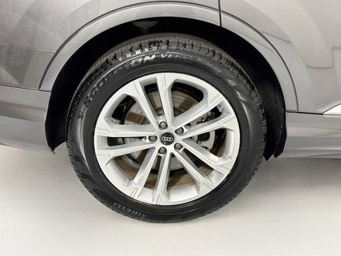 Used 2026 Audi Q7 3.0T Premium Plus w/ Premium Plus Package AWD/4WD image 34