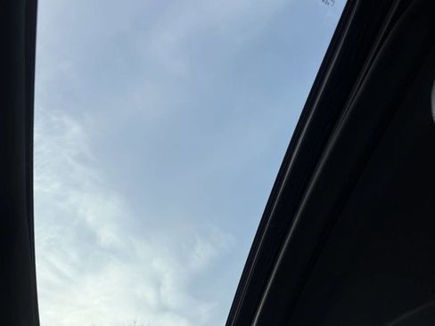 Used 2021 Toyota Highlander XSE image 21