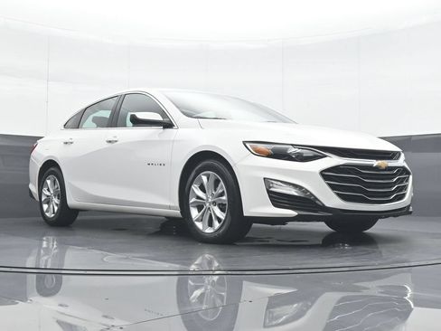 Used 2025 Chevrolet Malibu LT FWD image 33