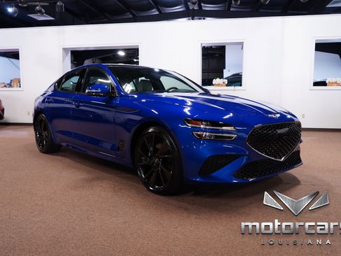 Used 2023 Genesis G70 2.0T w/ Sport Prestige Package image 9