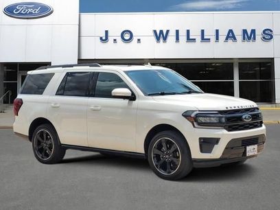 Used 2024 Ford Expedition Limited