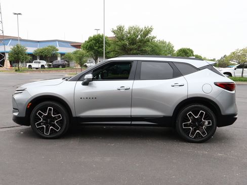 Used 2023 Chevrolet Blazer RS w/ Driver Confidence II Package AWD/4WD image 36