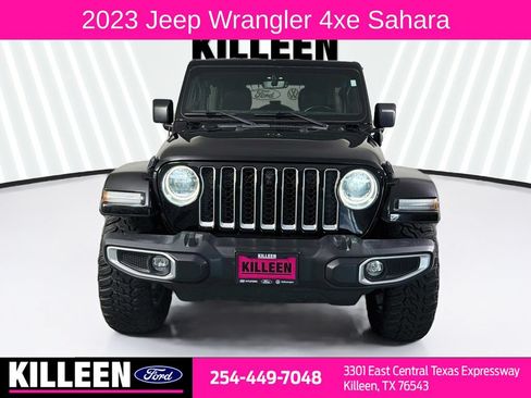 Used 2023 Jeep Wrangler Unlimited Sahara w/ Cold Weather Group AWD/4WD image 2