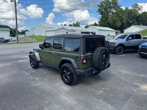 Used 2020 Jeep Wrangler Unlimited Sport AWD/4WD image 3
