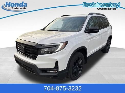 Used 2024 Honda Passport Black Edition image 4