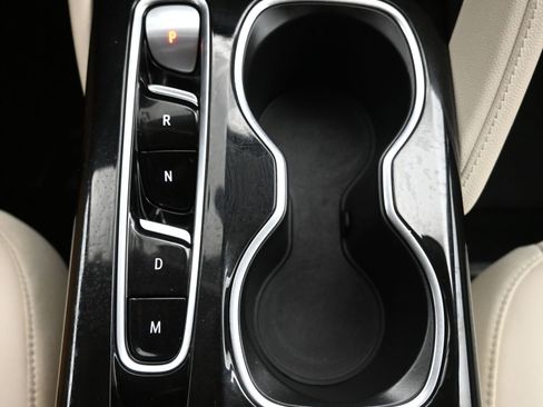 Used 2021 Buick Envision Preferred FWD image 18