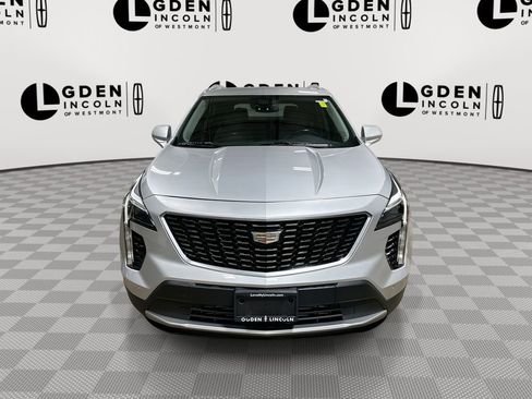 Used 2019 Cadillac XT4 Premium Luxury image 3