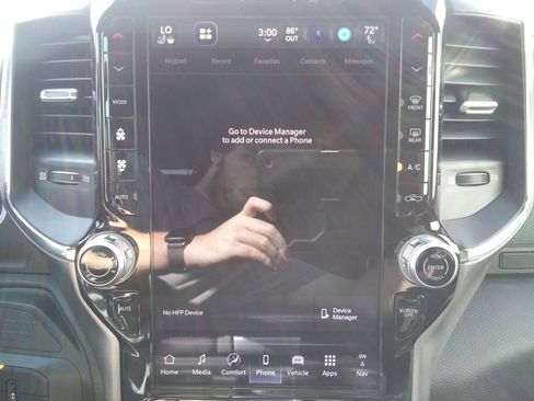 New 2026 RAM 2500 Laramie w/ Towing Technology Group image 23