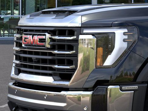New 2025 GMC Sierra 2500 SLT w/ SLT Convenience Package image 37