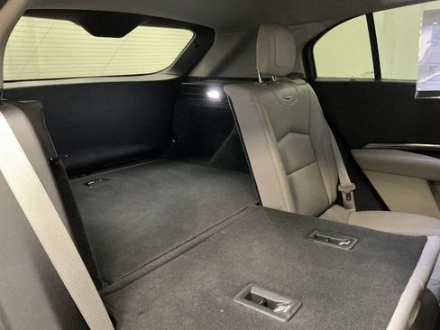 Used 2019 Cadillac XT4 Luxury w/ Cold Weather Package FWD image 27