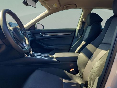 Used 2019 Honda Accord LX image 11