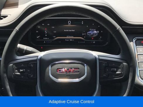 Certified 2023 GMC Yukon SLT w/ SLT Premium Package AWD/4WD image 9