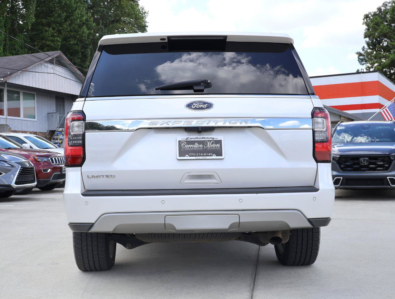 Used 2018 Ford Expedition Limited w/ Equipment Group 302A RWD image 5