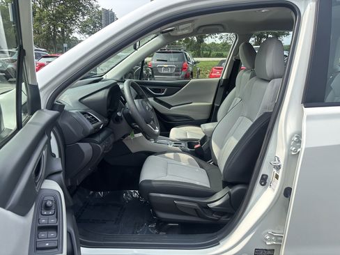 Certified 2023 Subaru Forester AWD/4WD image 32