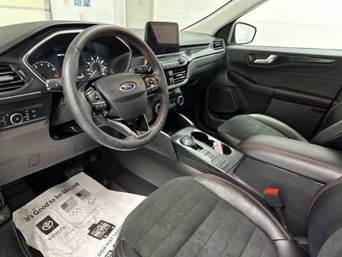 Used 2022 Ford Escape SEL w/ SEL Stealth AWD Package image 15