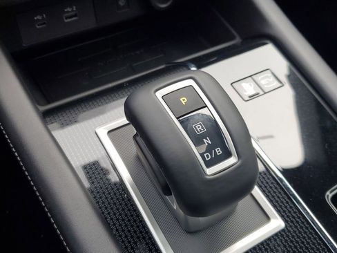 New 2025 Mitsubishi Outlander SEL Black Edition image 24