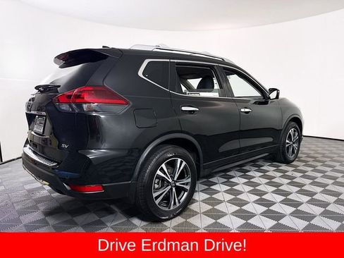 Used 2020 Nissan Rogue SV w/ Premium Package FWD image 23