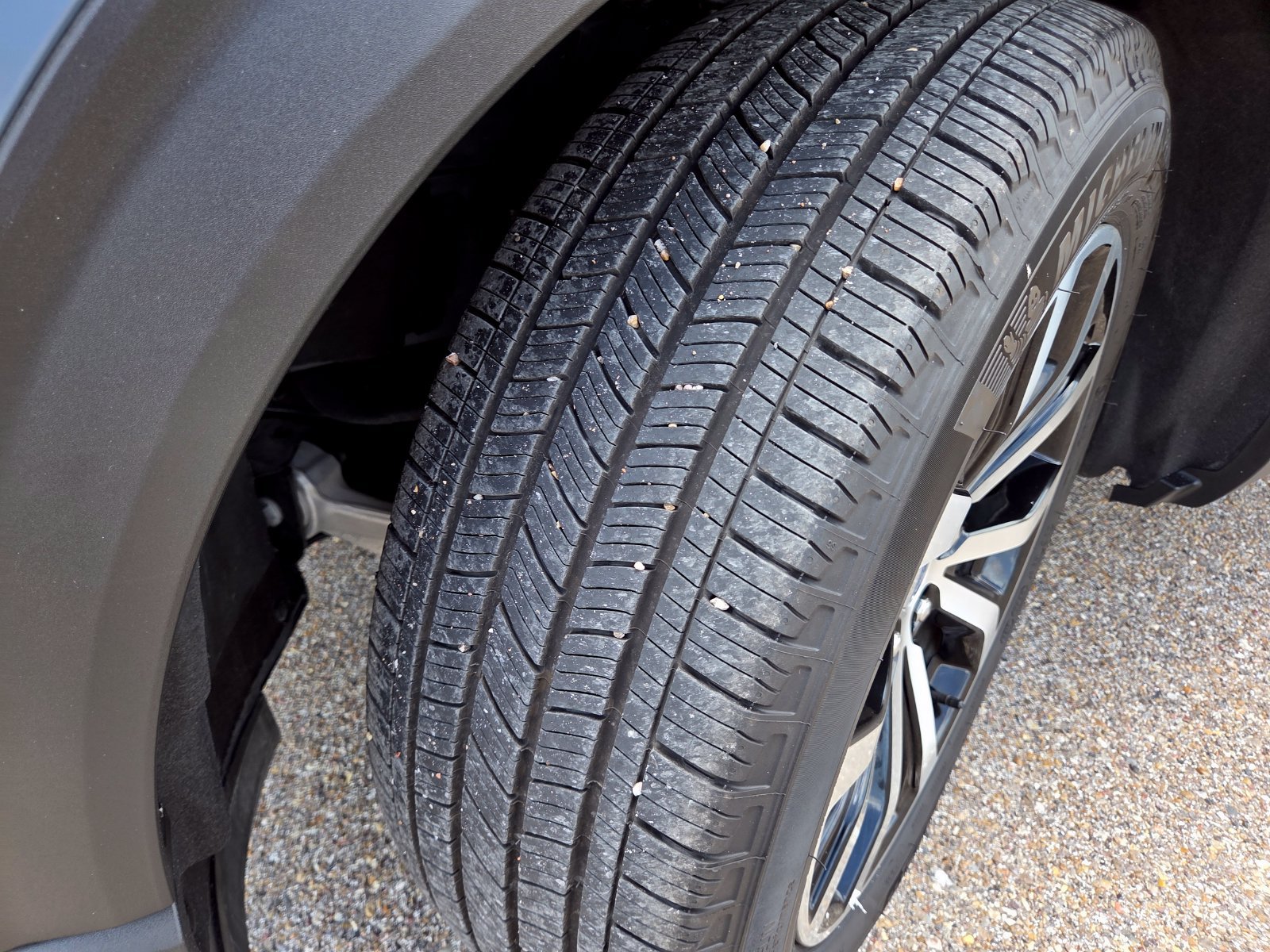 Used 2025 Ford Explorer ST-Line RWD image 10