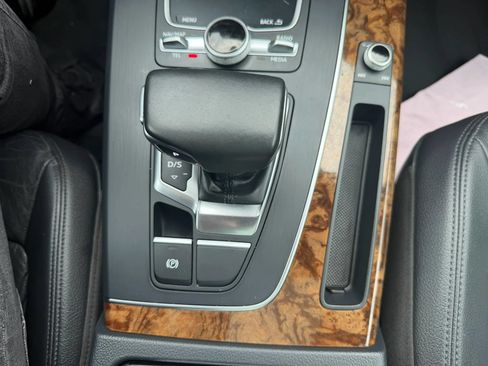 Used 2018 Audi Q5 2.0T Premium Plus AWD/4WD image 22