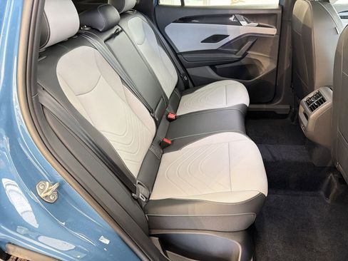 New 2026 Volkswagen Tiguan SE R-Line FWD image 29
