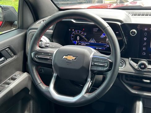 Used 2025 Chevrolet Colorado LT RWD image 33