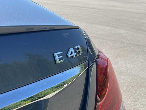 Used 2018 Mercedes-Benz E 43 AMG 4MATIC Sedan image 23