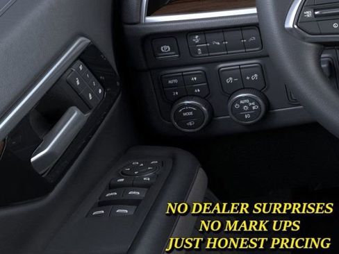 New 2026 Chevrolet Suburban High Country w/ LPO, Illumination Package AWD/4WD image 22