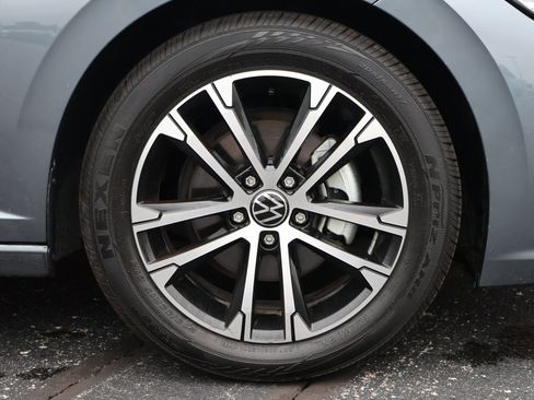 Used 2023 Volkswagen Jetta Sport FWD image 18