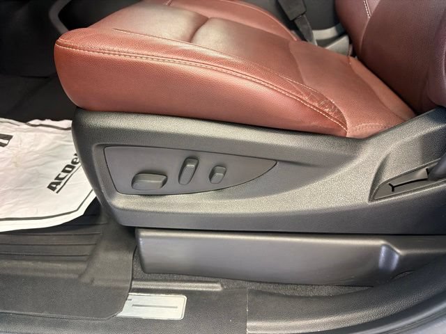 Used 2019 Chevrolet Tahoe Premier w/ Premier Plus Edition AWD/4WD image 12