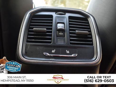 Used 2023 Porsche Macan Turbo AWD/4WD image 30