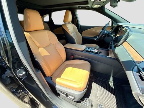 Used 2023 Lexus RX 350 Premium Plus w/ Cold Area Package FWD image 16