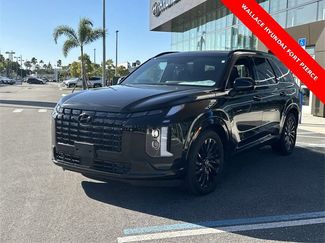 Used 2025 Hyundai Palisade Calligraphy video 2