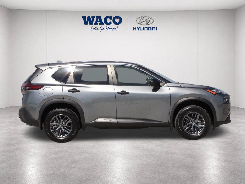 Used 2021 Nissan Rogue S FWD image 10