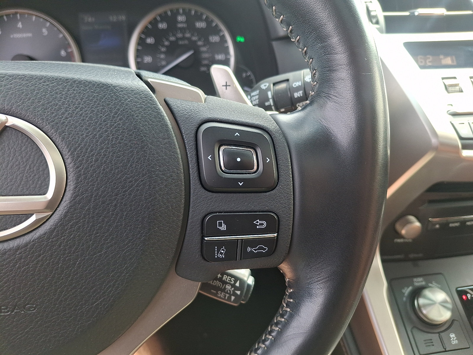 Used 2018 Lexus NX 300 AWD w/ Premium Package image 23