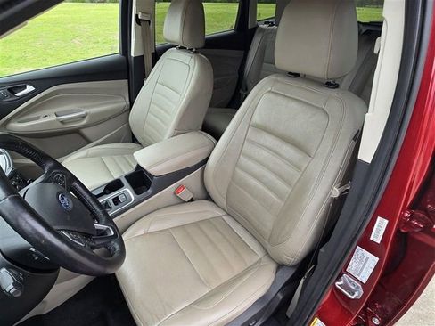 Used 2017 Ford Escape Titanium w/ Equipment Group 301A image 8