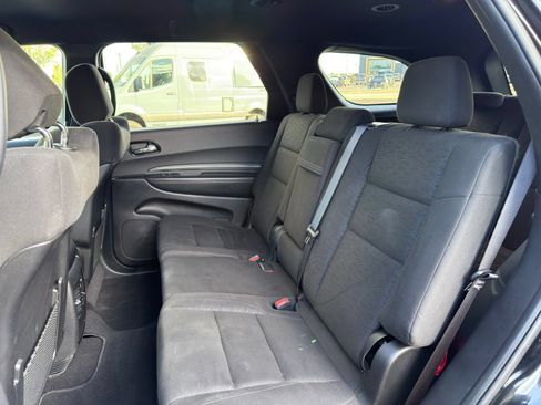 Used 2025 Dodge Durango GT AWD/4WD image 16