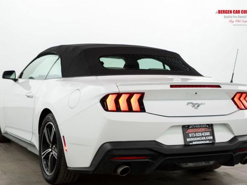 Used 2024 Ford Mustang Premium image 11