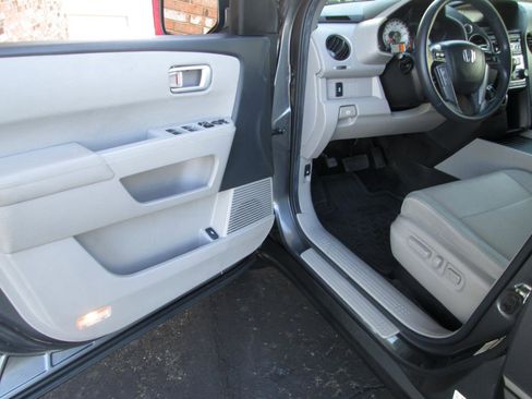 Used 2012 Honda Pilot EX image 22