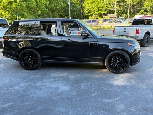 Used 2018 Land Rover Range Rover Supercharged AWD/4WD image 43