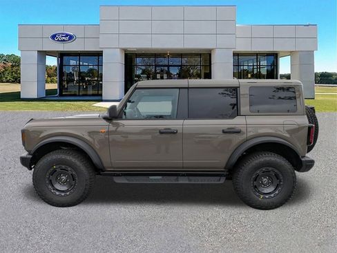 New 2025 Ford Bronco Badlands w/ Sasquatch Package image 7