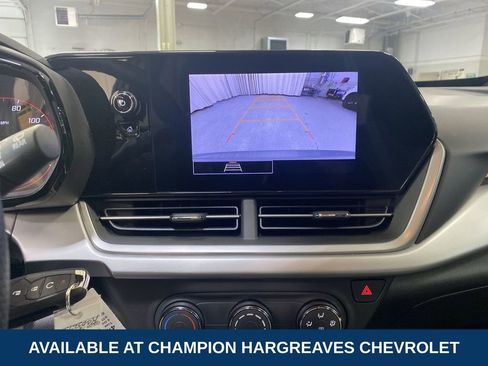 Certified 2024 Chevrolet Trax RS w/ Driver Confidence Package FWD image 19