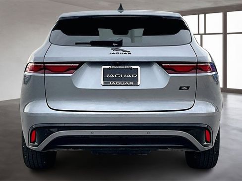 Used 2026 Jaguar F-PACE R-Dynamic S image 4