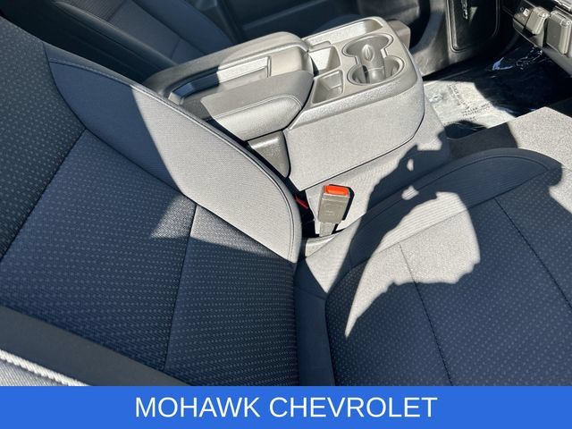 Used 2021 Chevrolet Silverado 1500 Custom AWD/4WD image 35