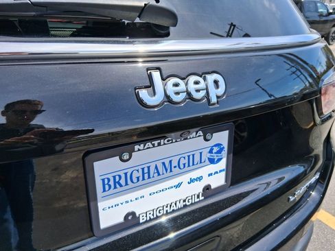 Certified 2024 Jeep Compass Limited AWD/4WD image 13