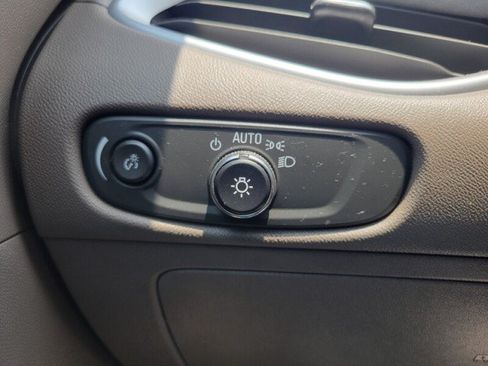 Used 2023 Chevrolet Malibu LT FWD image 20