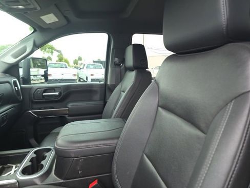 Used 2023 Chevrolet Silverado 3500 LTZ w/ Z71 Chrome Sport Edition AWD/4WD image 6