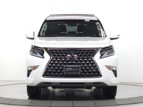 Certified 2021 Lexus GX 460 Premium w/ Premium Package image 2
