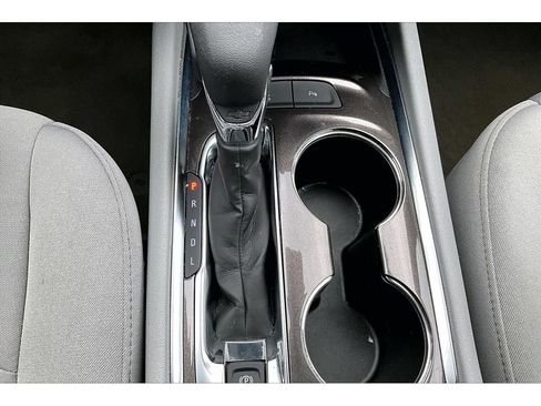 Used 2025 Chevrolet Malibu LT image 30