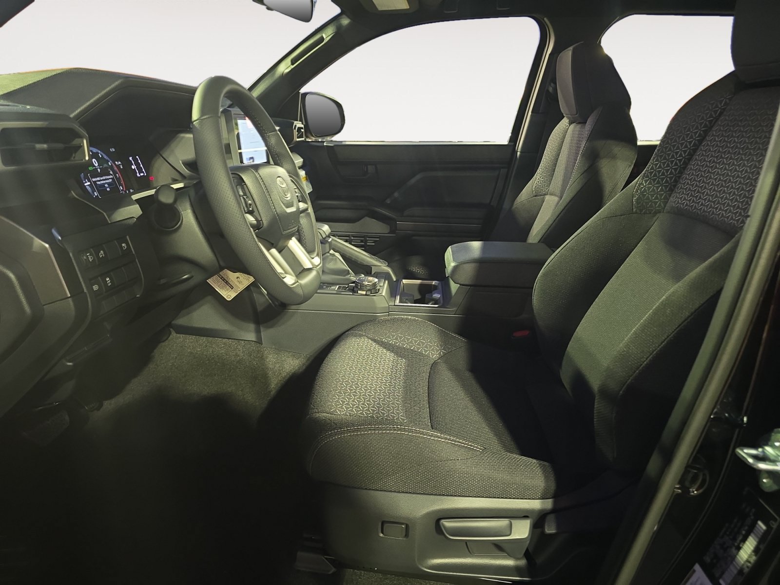New 2026 Toyota 4Runner SR5 AWD/4WD image 9