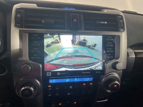 Used 2021 Toyota 4Runner Limited AWD/4WD image 70